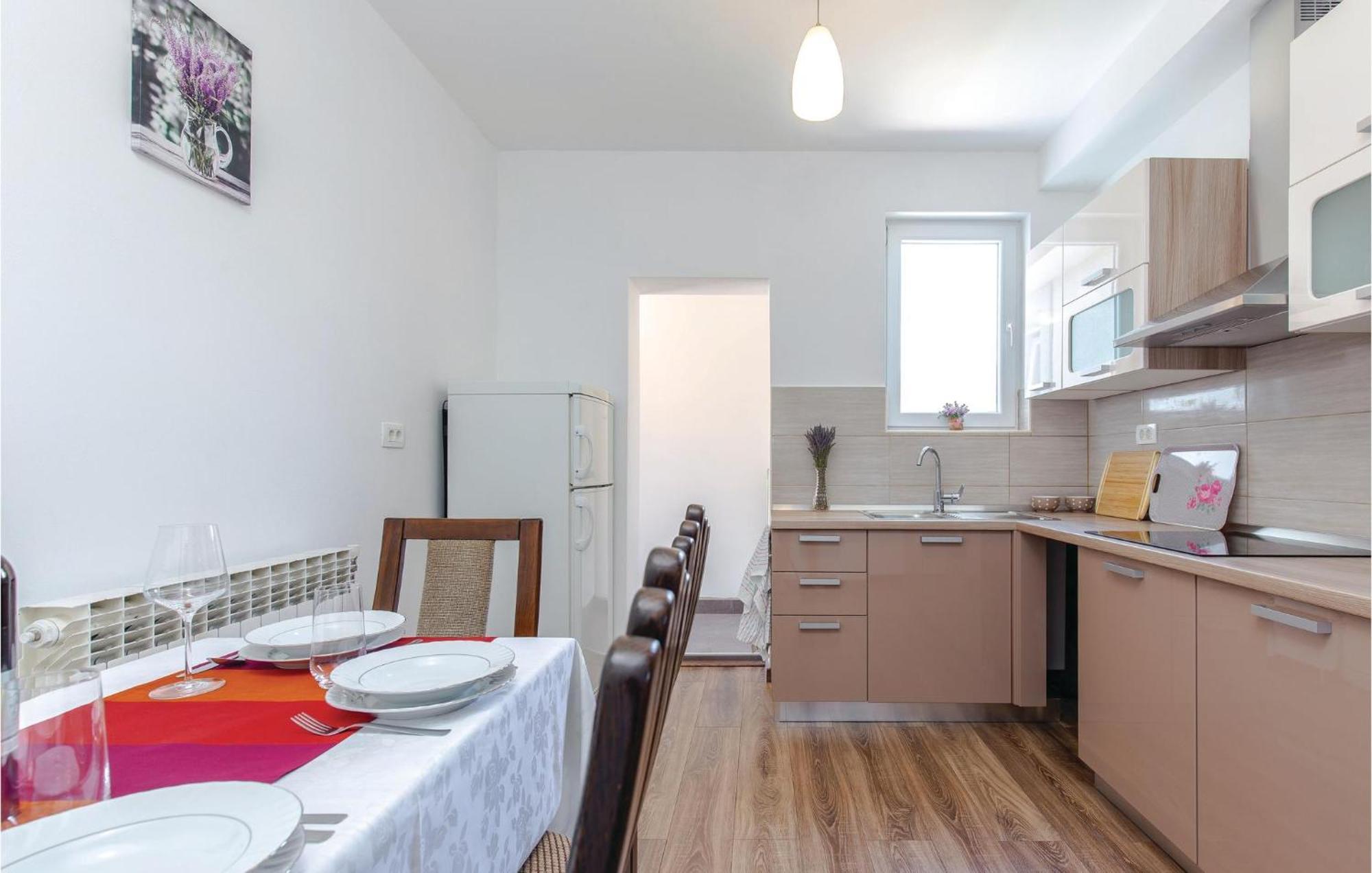 Gorgeous Apartment In Crikvenica With Kitchen Экстерьер фото