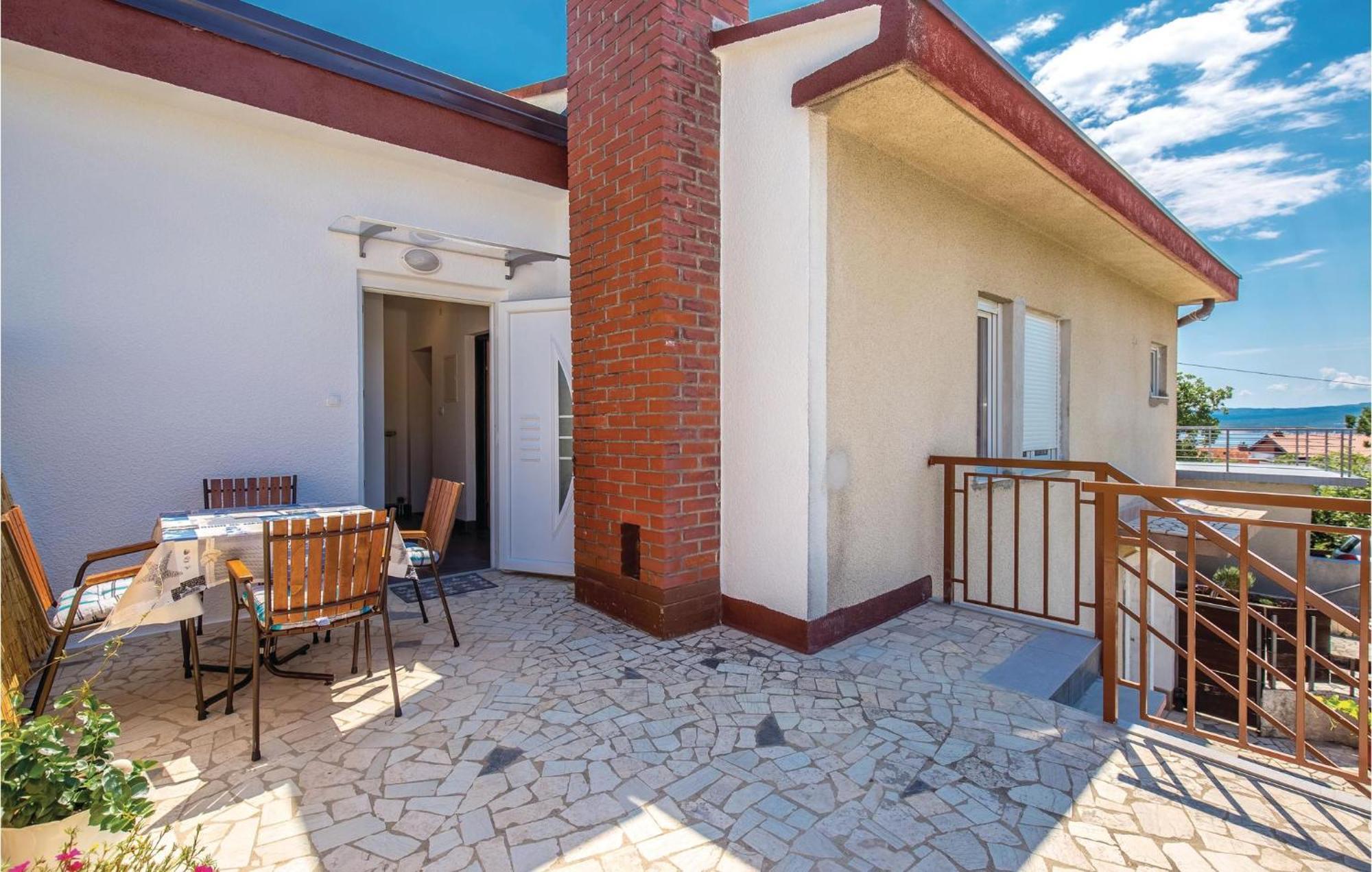 Gorgeous Apartment In Crikvenica With Kitchen Экстерьер фото